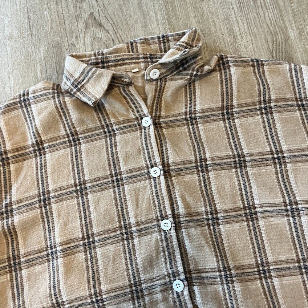 Womens Bundle of 2 Tops - Sweatshirt/Flannel - L - Picture 7 of 10